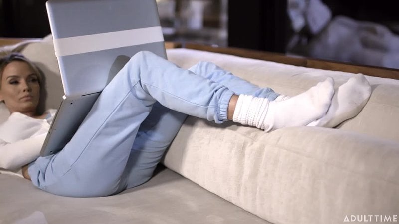 Bordo incontaminato per tutta la notte [tutto sesso, hardcore, pompino, gonzo]